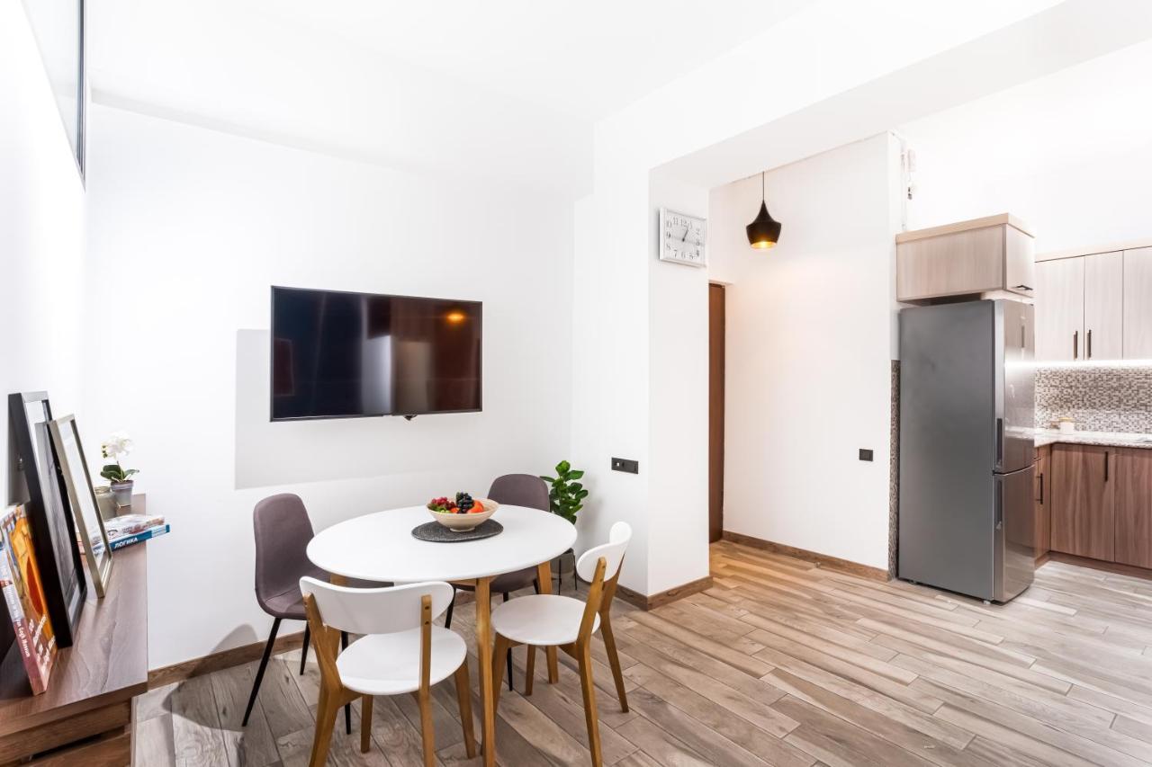 Hotelise I Tonic Apartment Jereván Kültér fotó