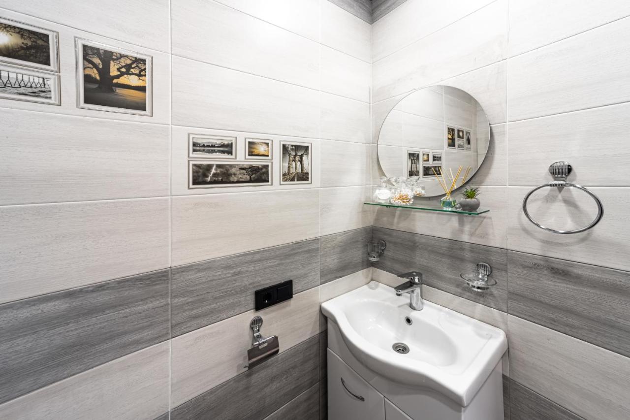 Hotelise I Tonic Apartment Jereván Kültér fotó
